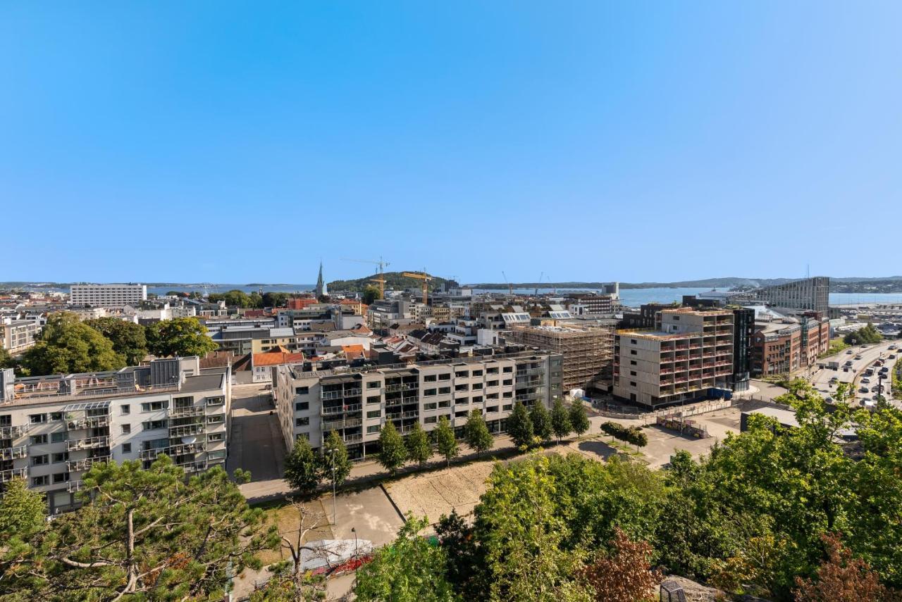 Ny Og Sentral Leilighet Kristiansand Esterno foto