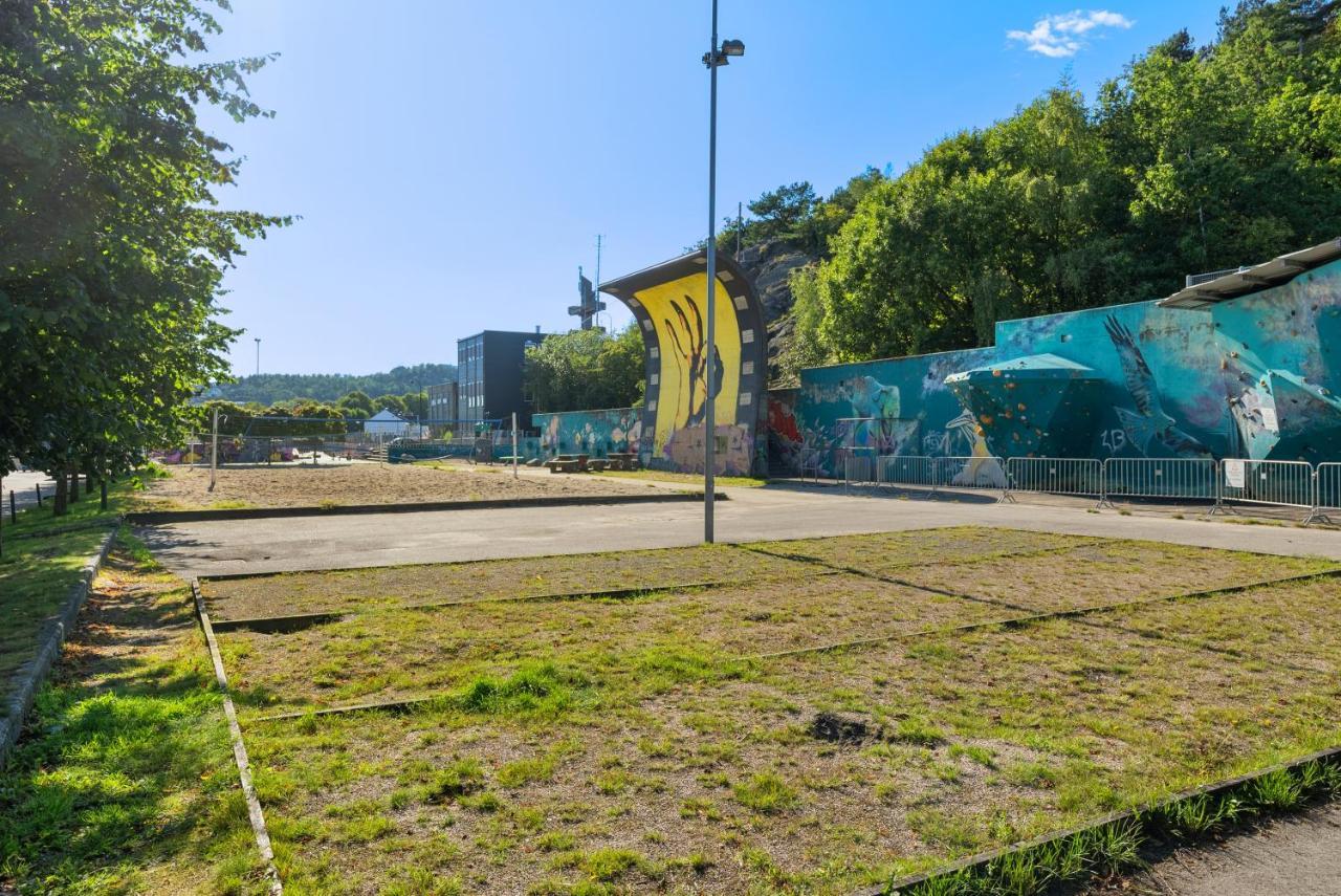 Ny Og Sentral Leilighet Kristiansand Esterno foto